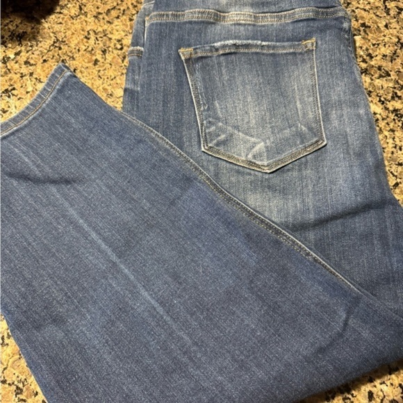Risen Woman’s Medium Wash Jeans Size 1XL‎ - Picture 1 of 5